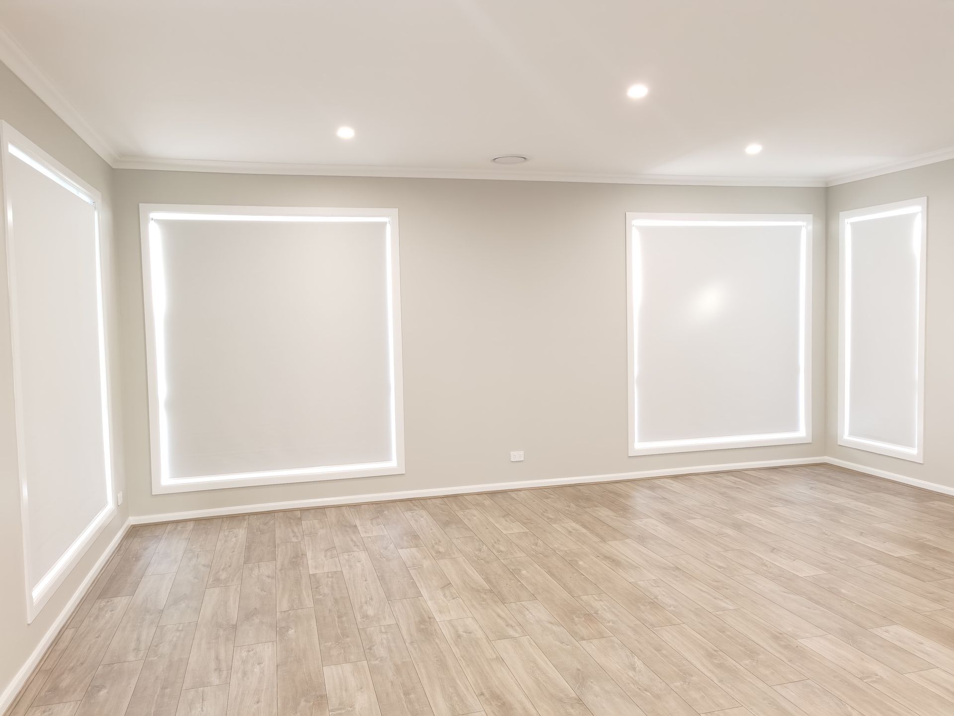 custom made roller blinds tweed heads