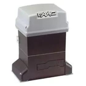 Operatore per cancello automatico FAAC color marrone scuro e grigio chiaro.