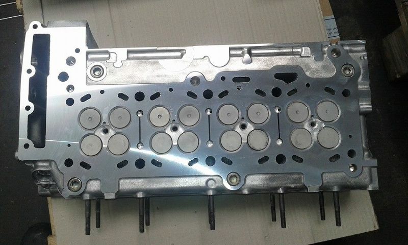 parte in alluminio di motori