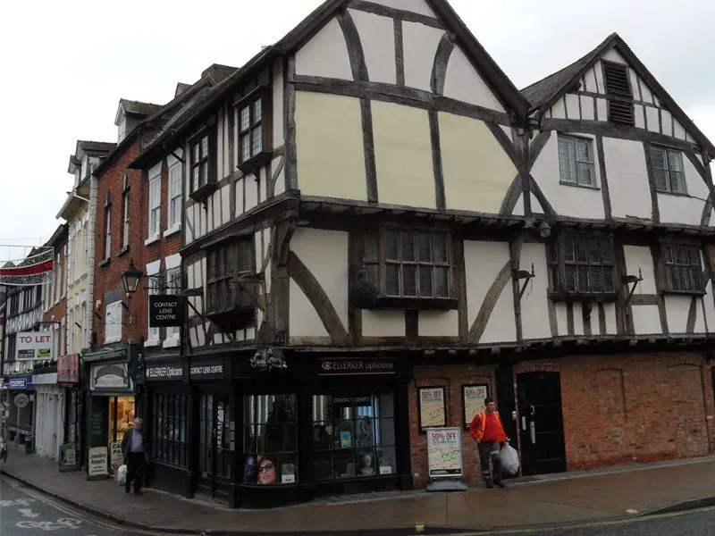 Alterations to a listed commercial unit in Shrewsbury