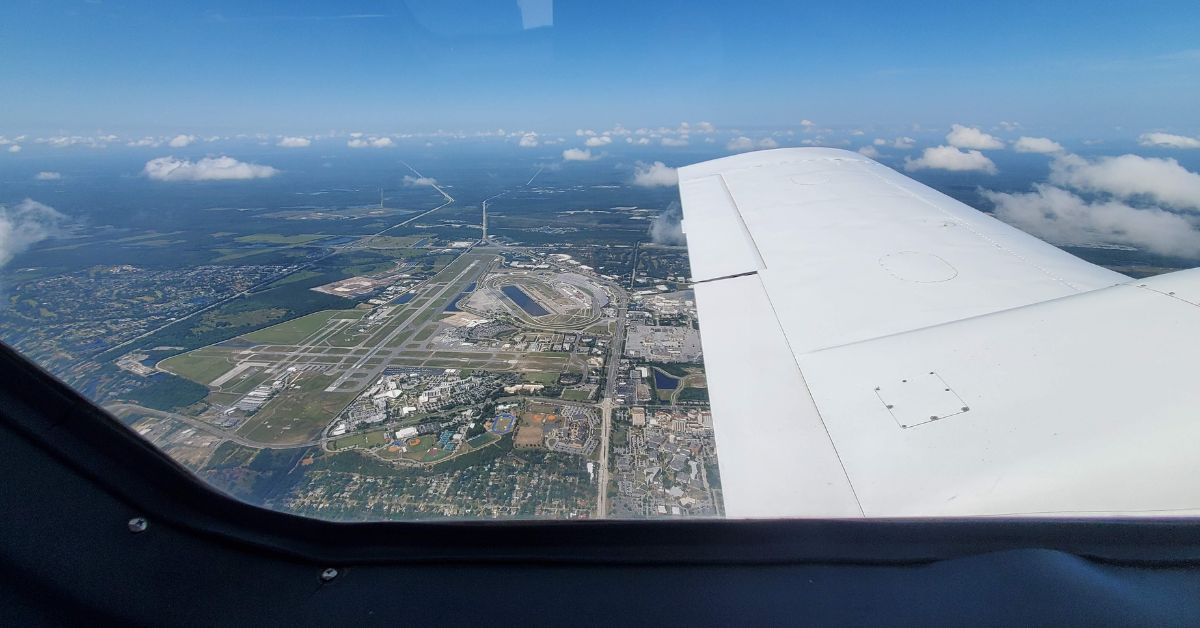 6 Steps to Earning Your Commercial Pilot License in Colorado