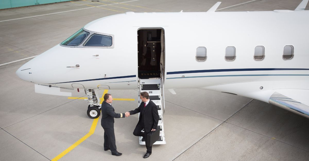 Exploring the Path to Becoming a Corporate or Charter Pilot
