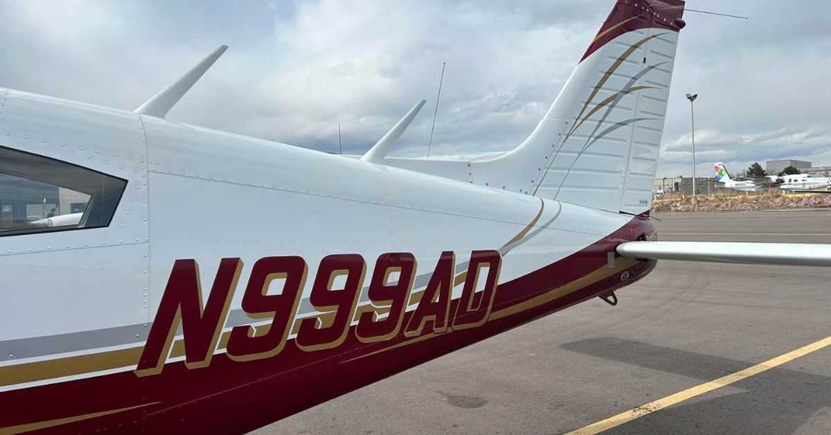 How To Build Flight Hours for a Commercial Pilot Career