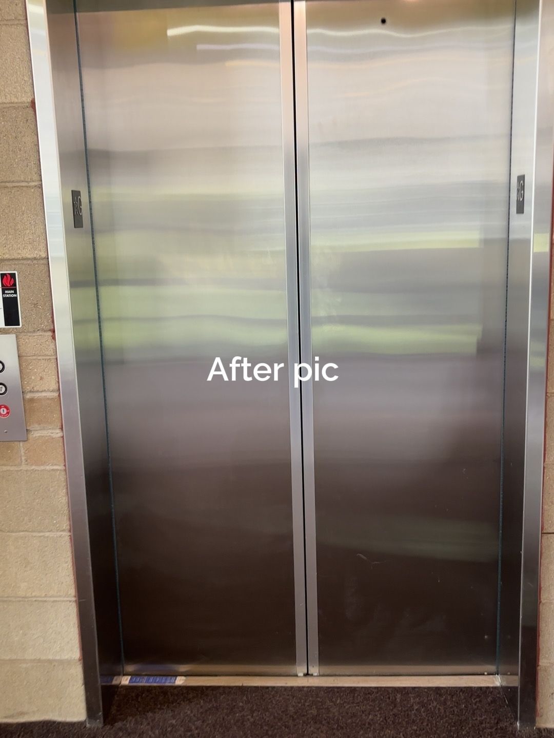 A picture of an elevator with the caption after pic