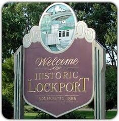 welcome to historic lockport sign