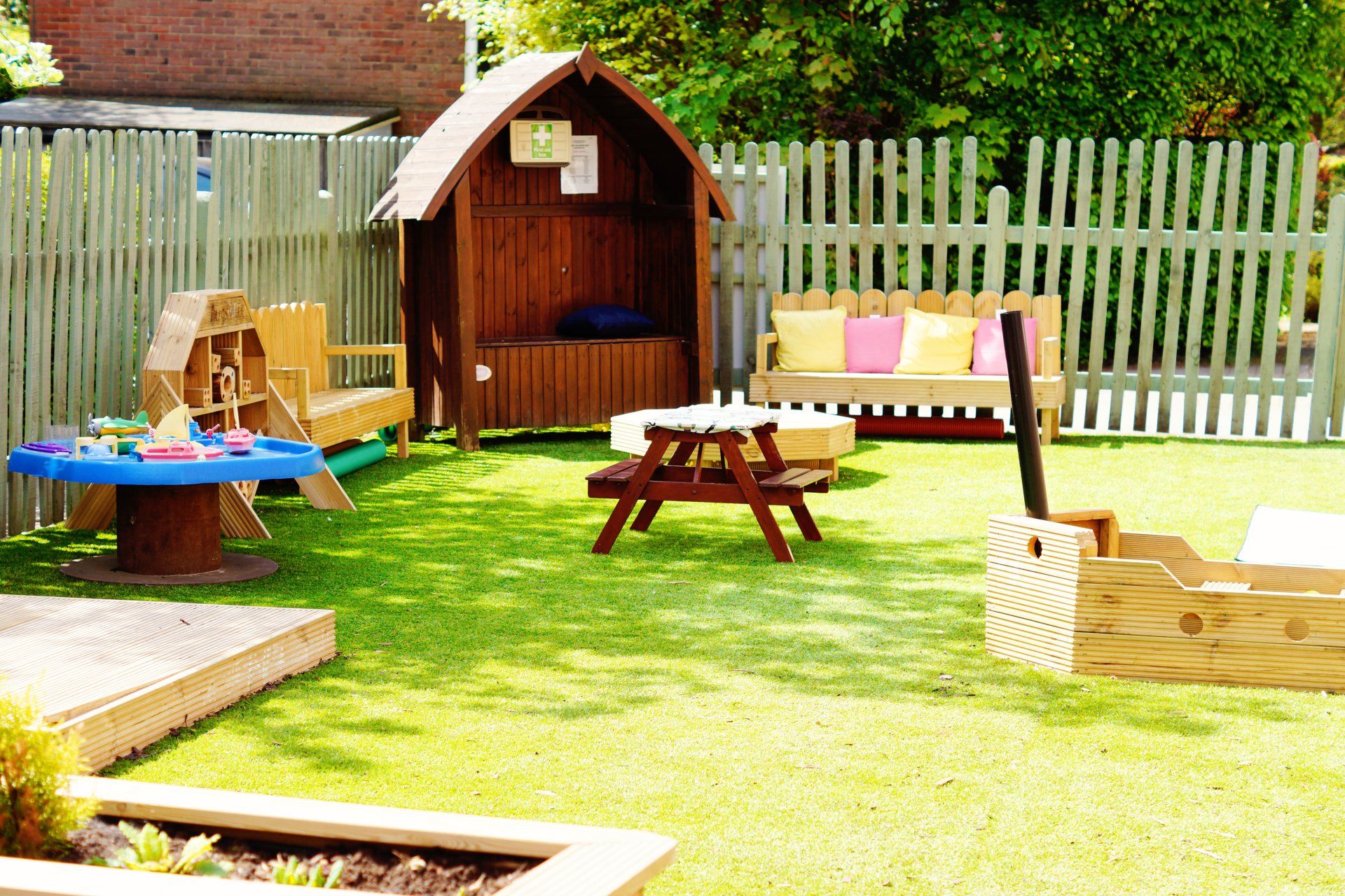 Job Vacancies in Haslemere Toad Hall Nursery