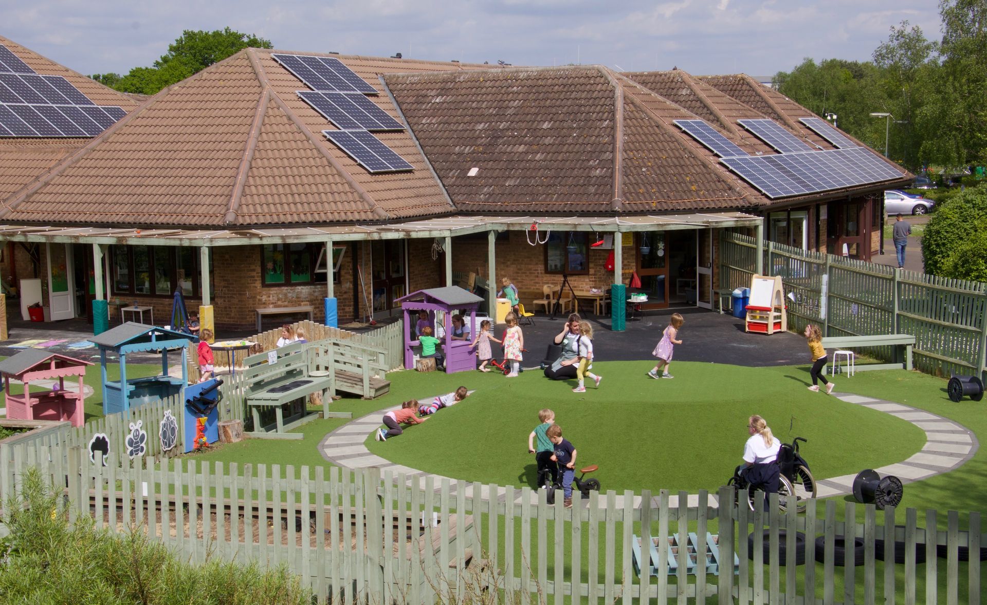 Large nursery garden in Woking 