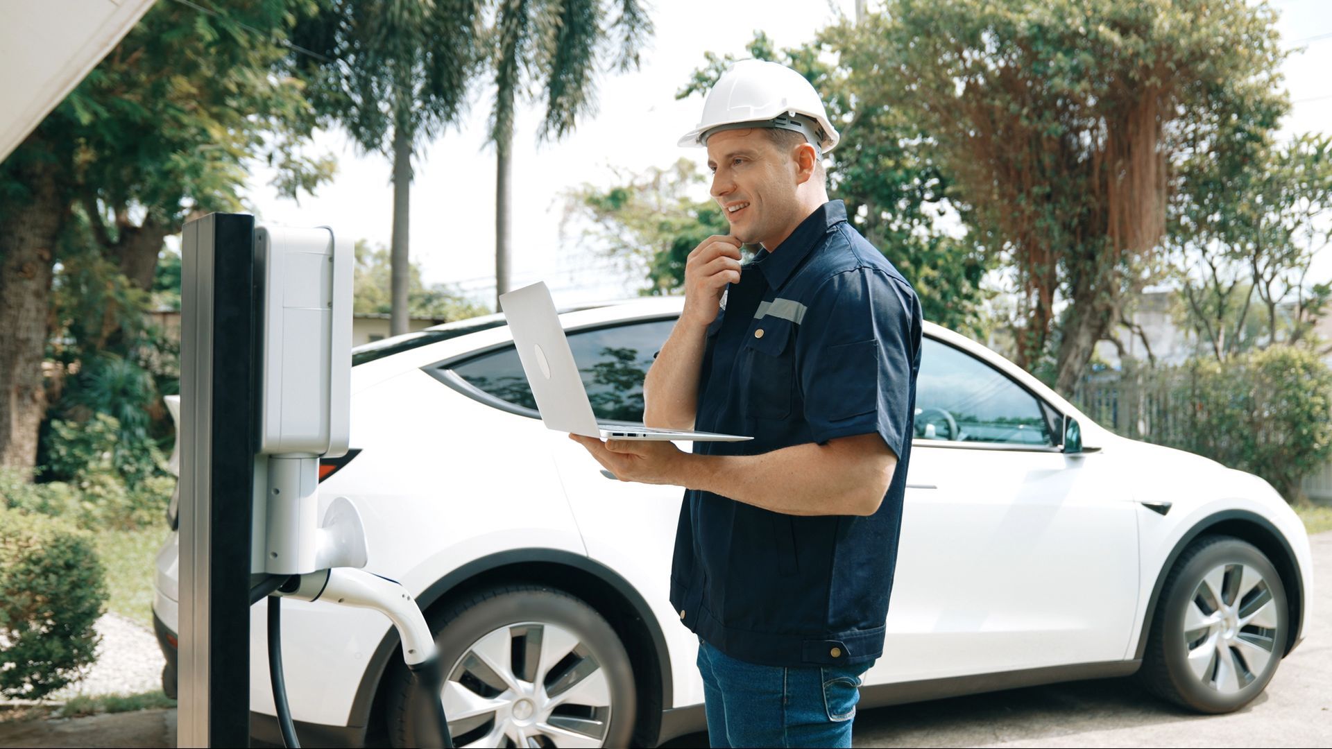 Sähköauton latausaseman asennus