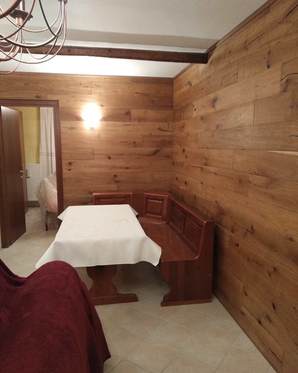 rivestimento parete in legno