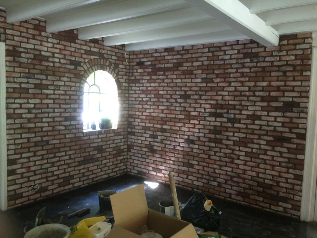 Steenstrips in restaurant 1