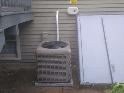 A Well Cleaned Air Conditioner — Acton, MA — Colonial Comfort