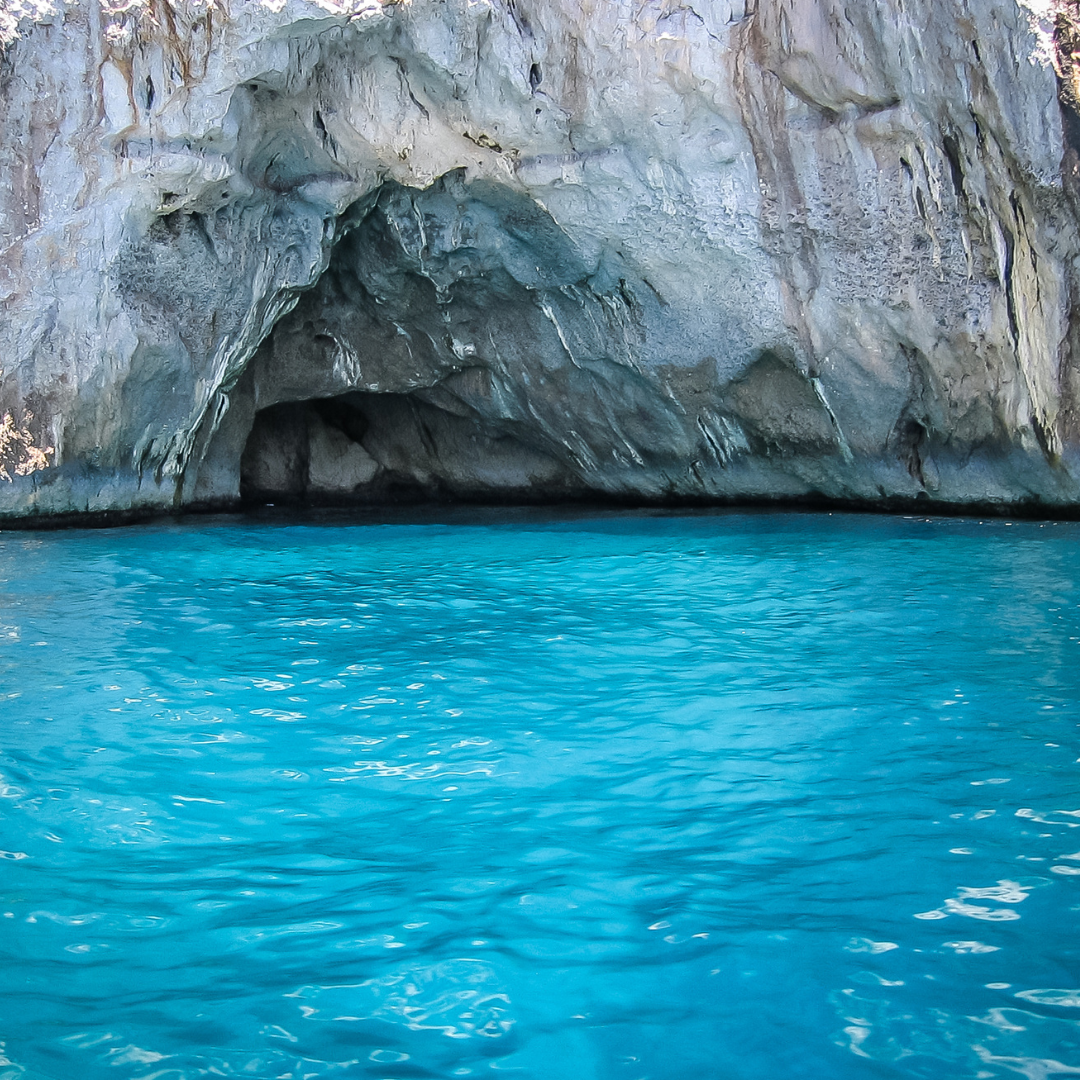 Top 5 Hidden Gems in the Amalfi Coast You Can Only Access by Boat