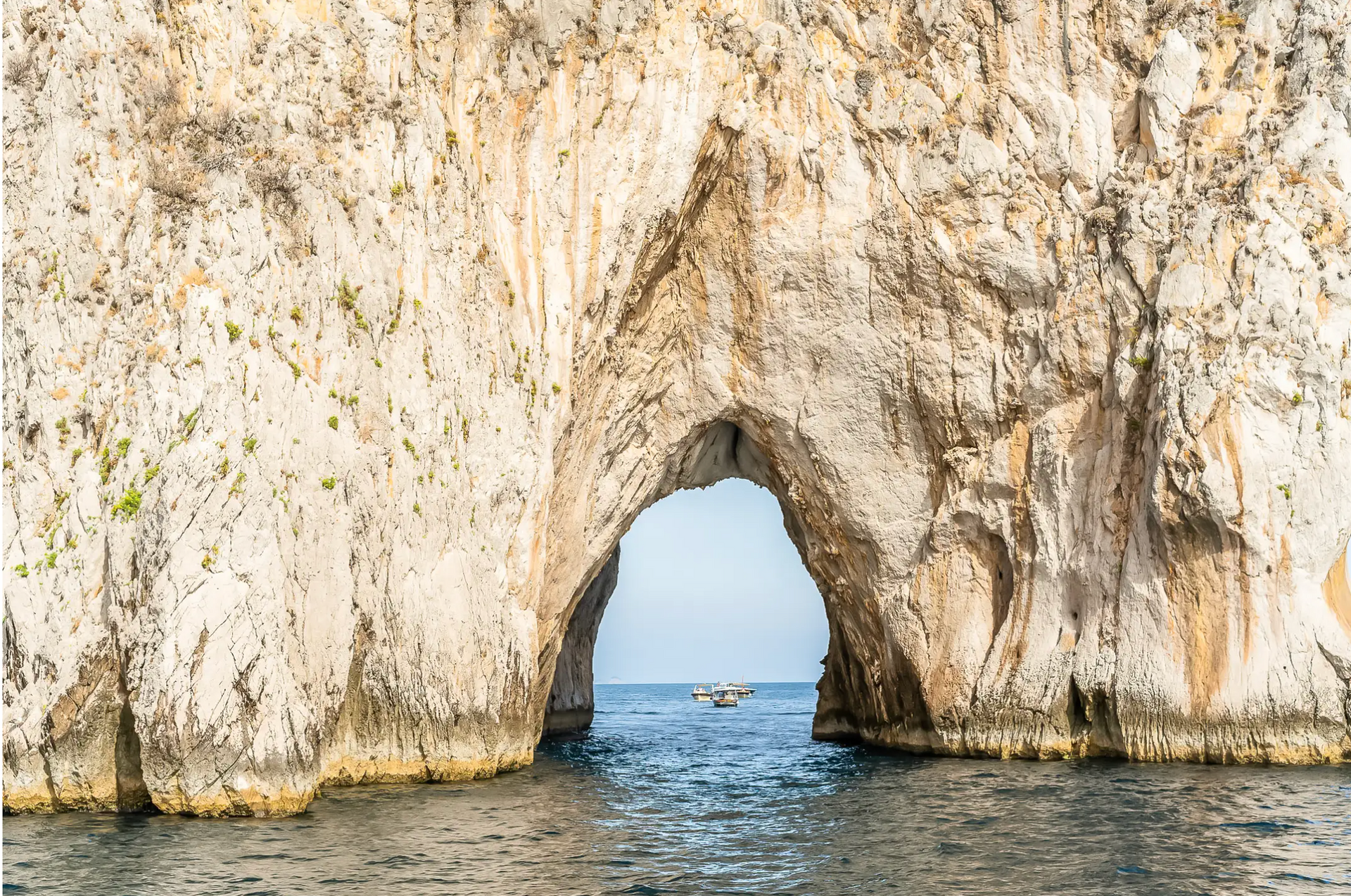 Boat tours to Amalfi, Capri, Positano & Sorrento - Sorriso boat tours
