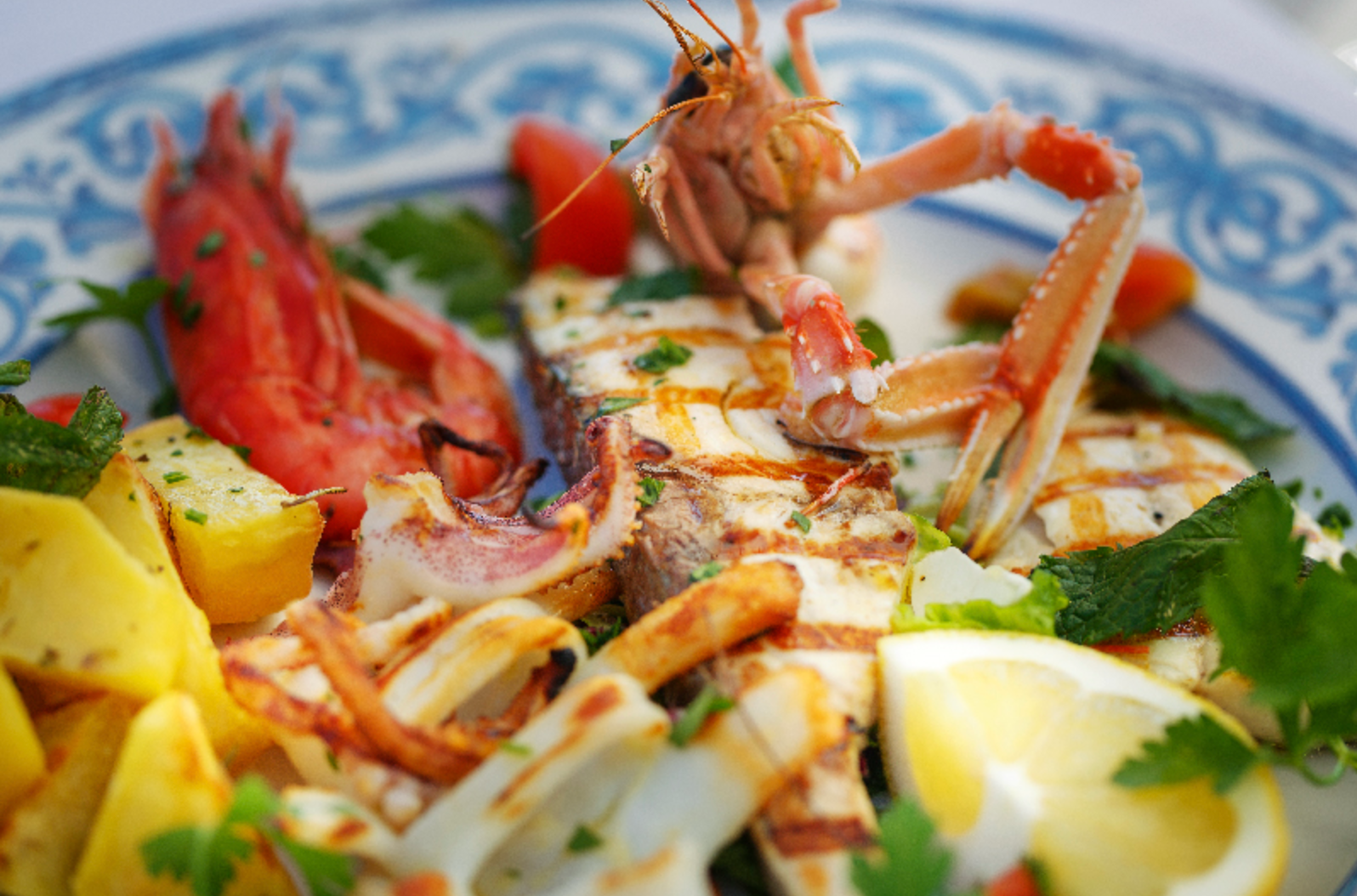 Boat tours to Amalfi, Capri, Positano & Sorrento - Sorriso boat tours