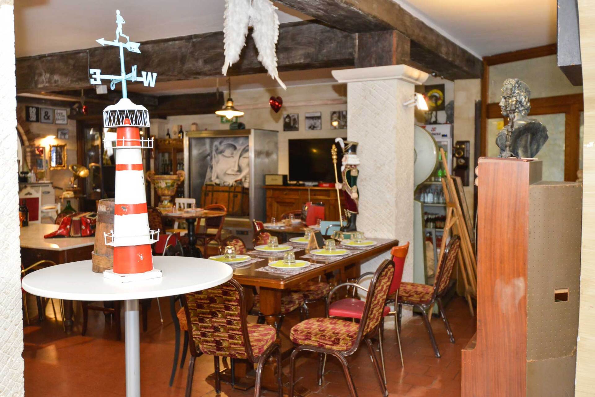 tavoli di un ristorante