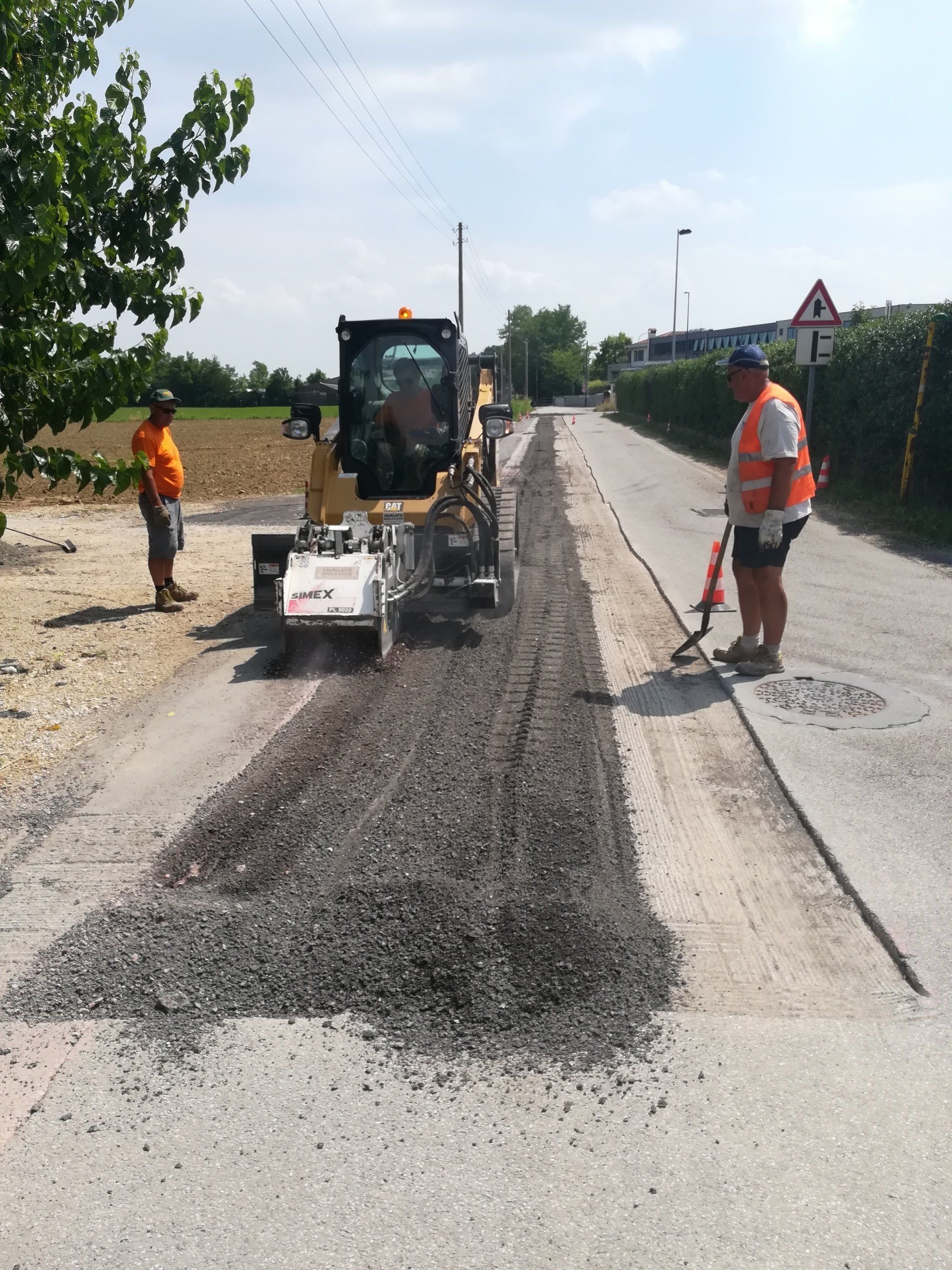 macchine per colaggio asfalto