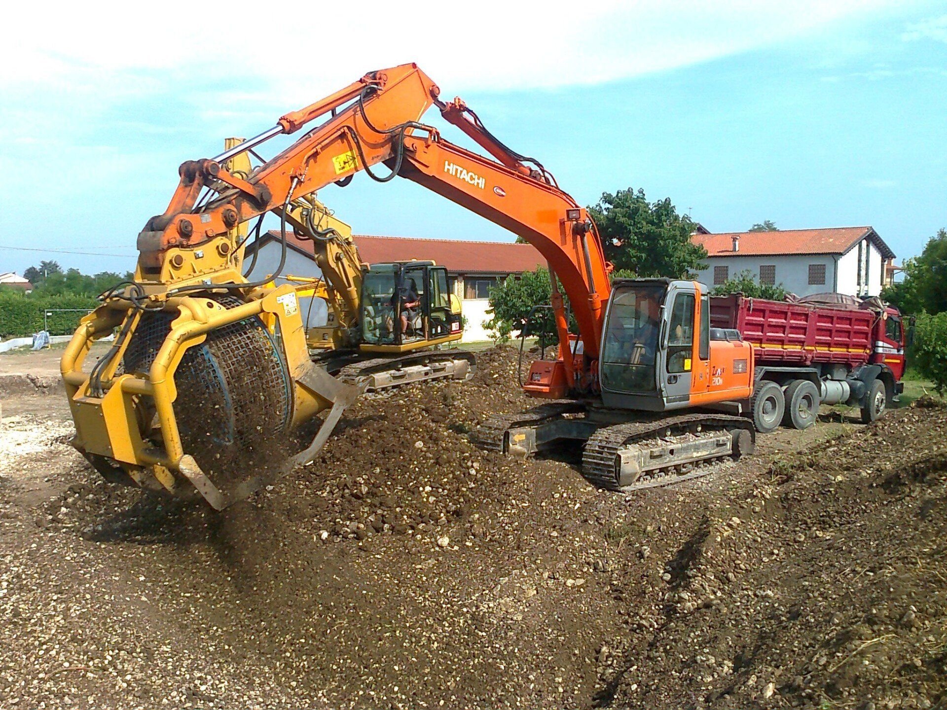 operazione di scavo