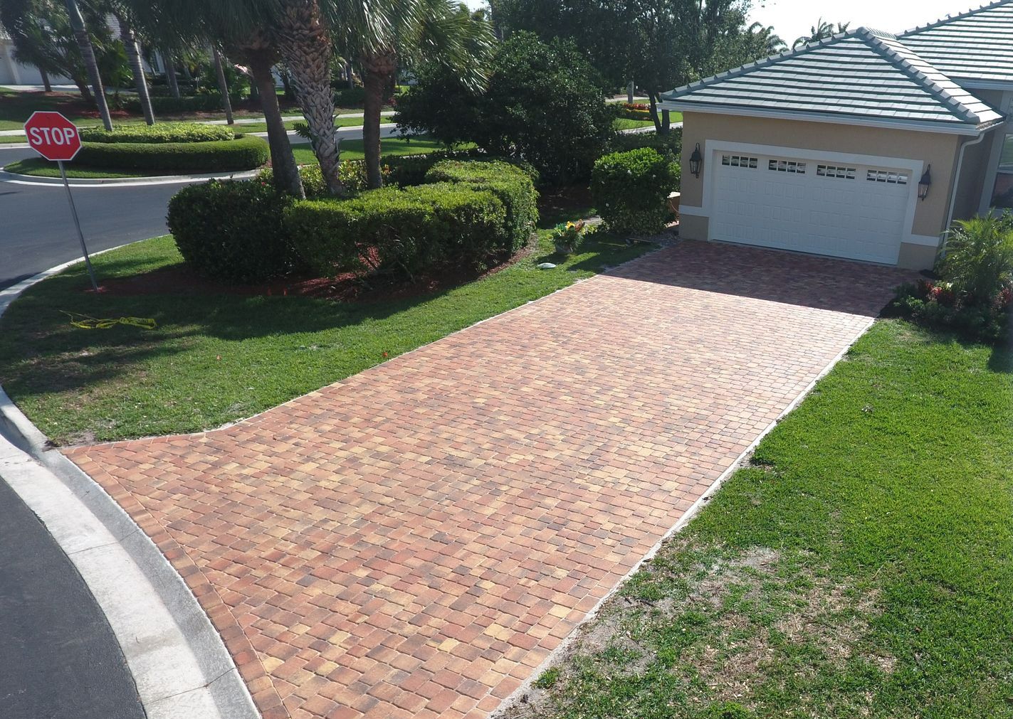residential colored concrete driveway