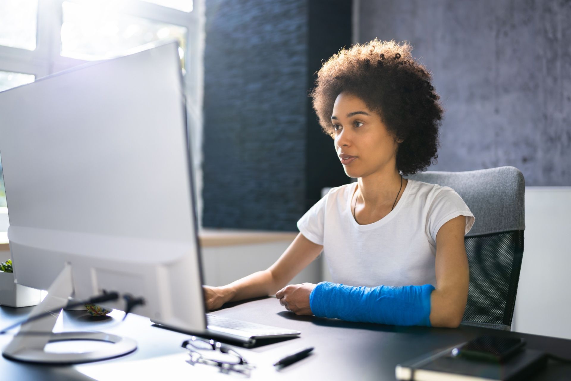 Can You Work While on Workers’ Comp? - RIE Law