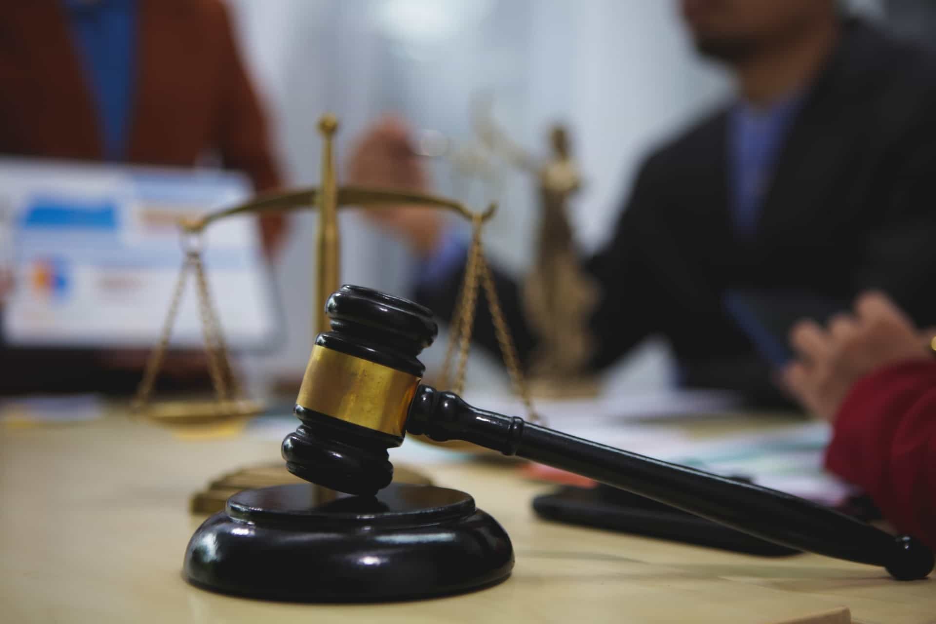 What Does a Personal Injury Lawyer Do? Essential Roles and Responsibilities Explained - Rite Law