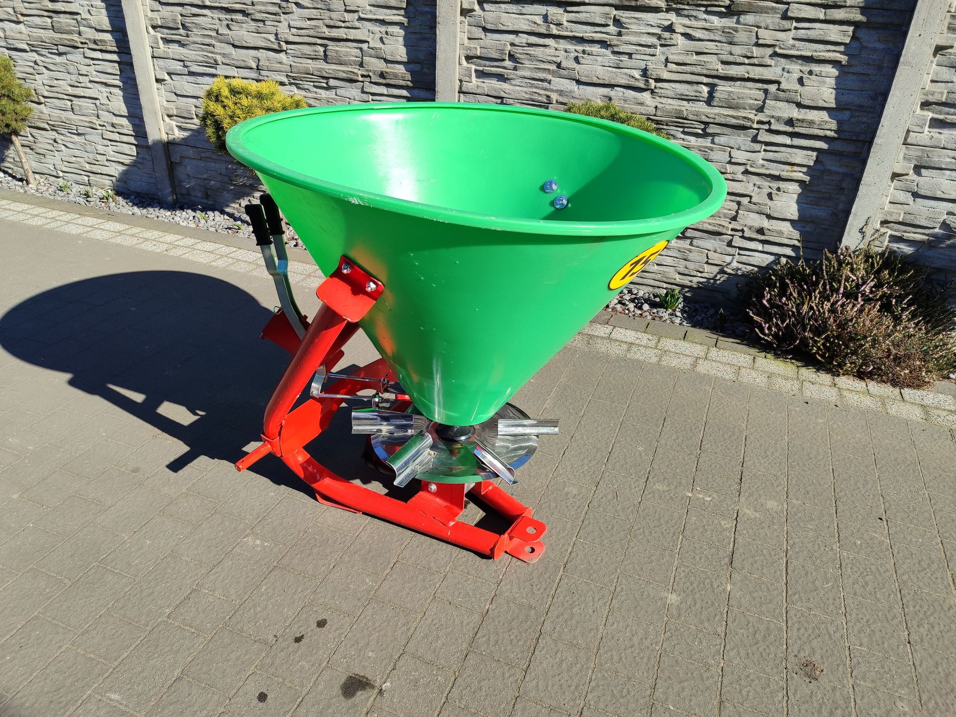 Rozsiewacz nawozów 500 l kat. 2