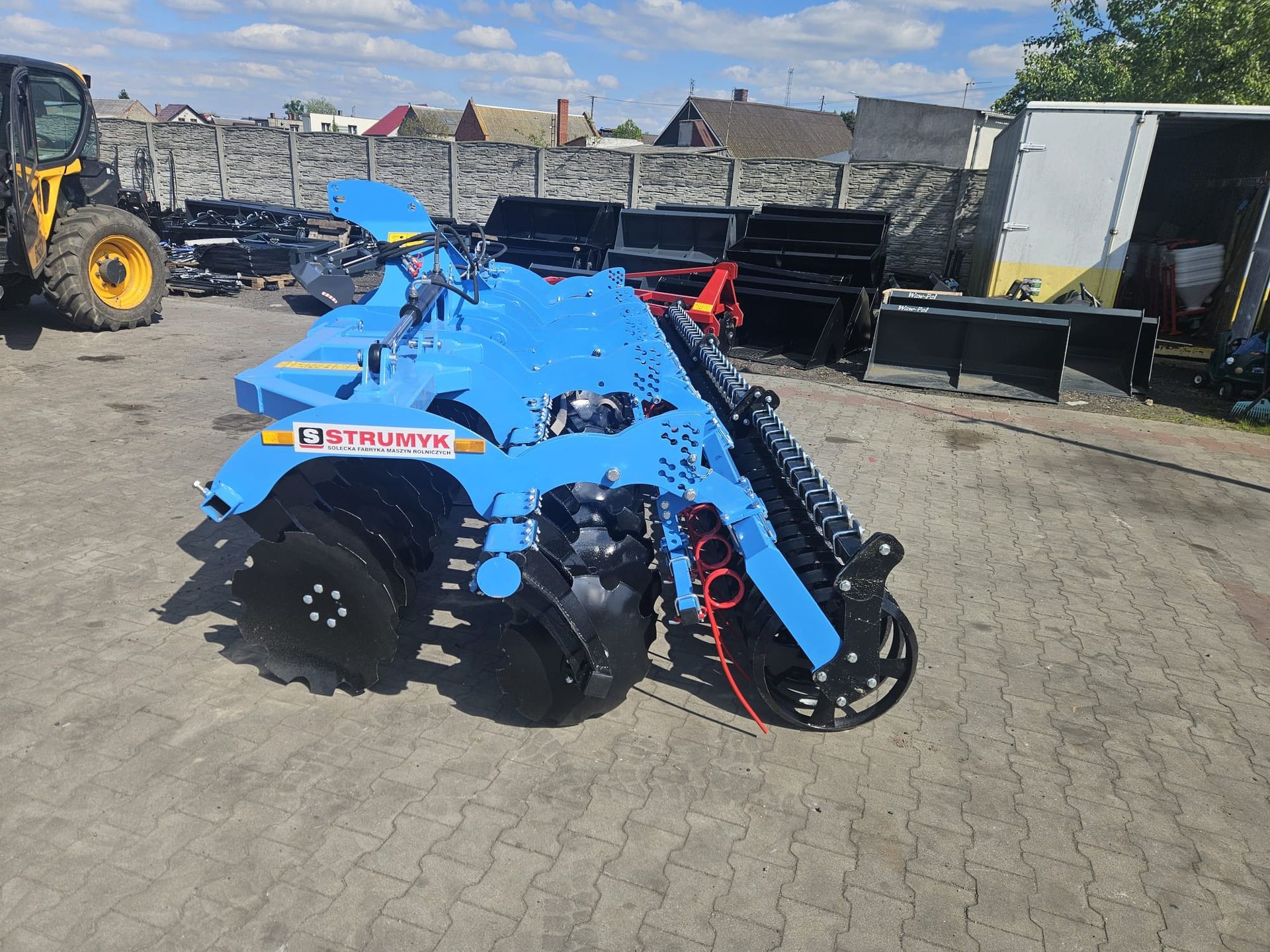 Brona talerzowa 5m składana hydraulicznie z wałem dachowym