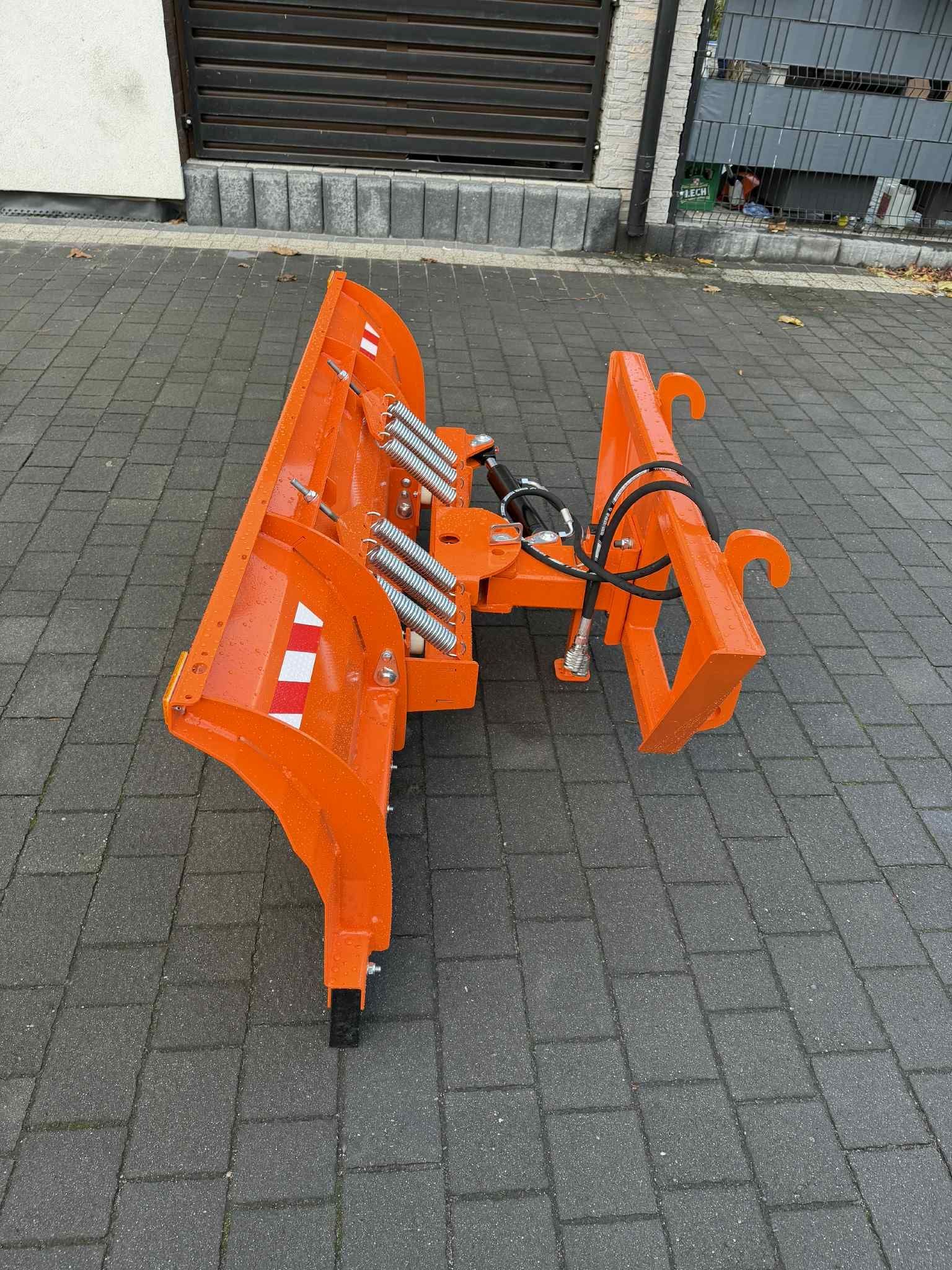 300cm hydraulisch verstelbare sneeuwschuiver, Weidemann-opname met schokdemping, RH