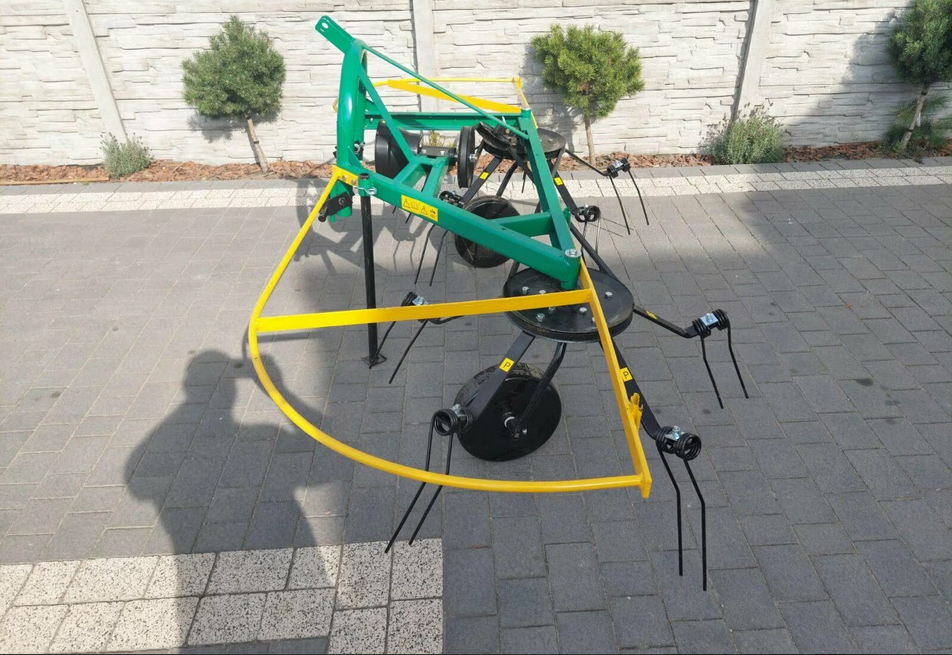 Przetrząsarka siana 270 cm