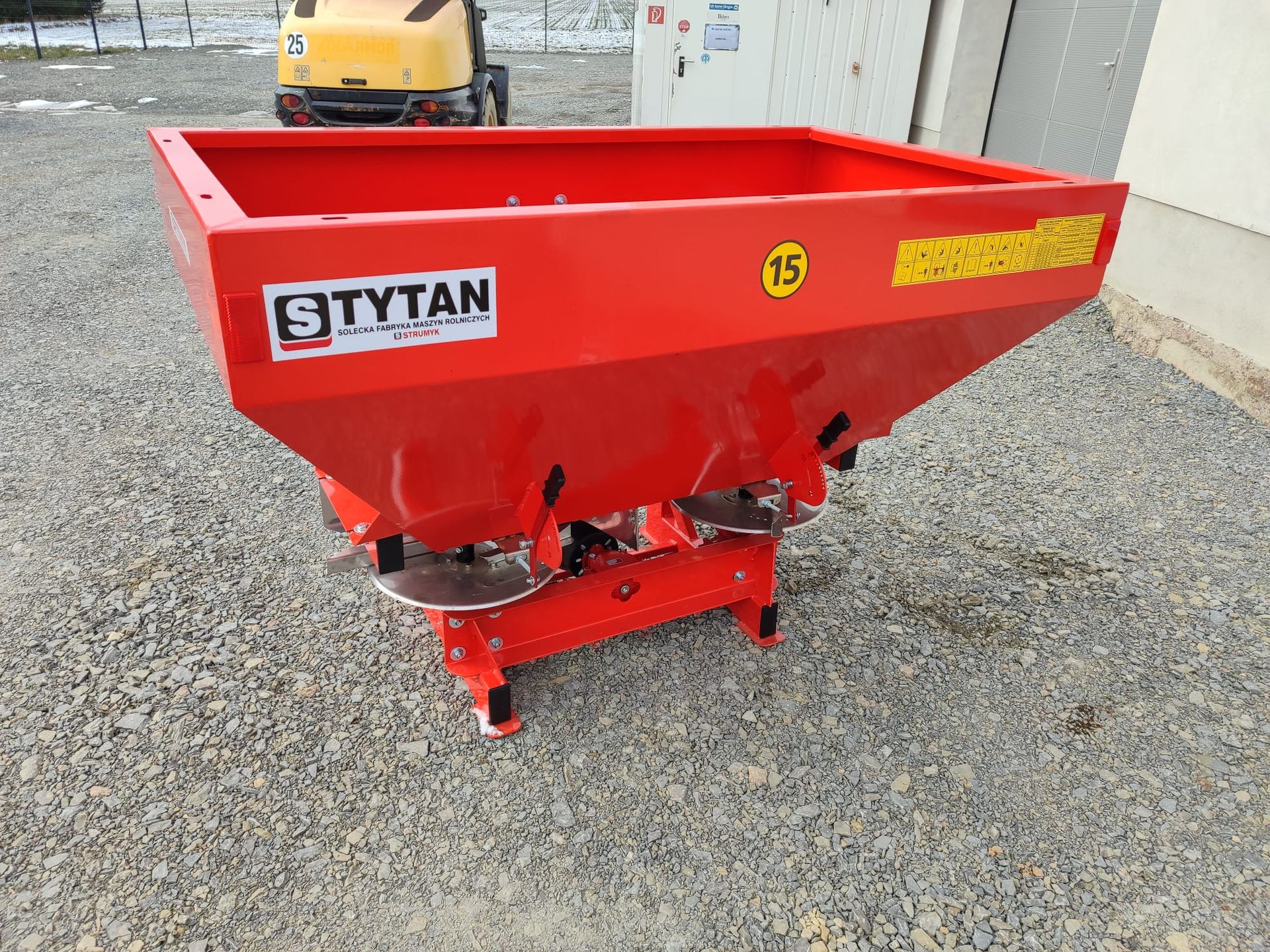 2-Teller Düngerstreuer