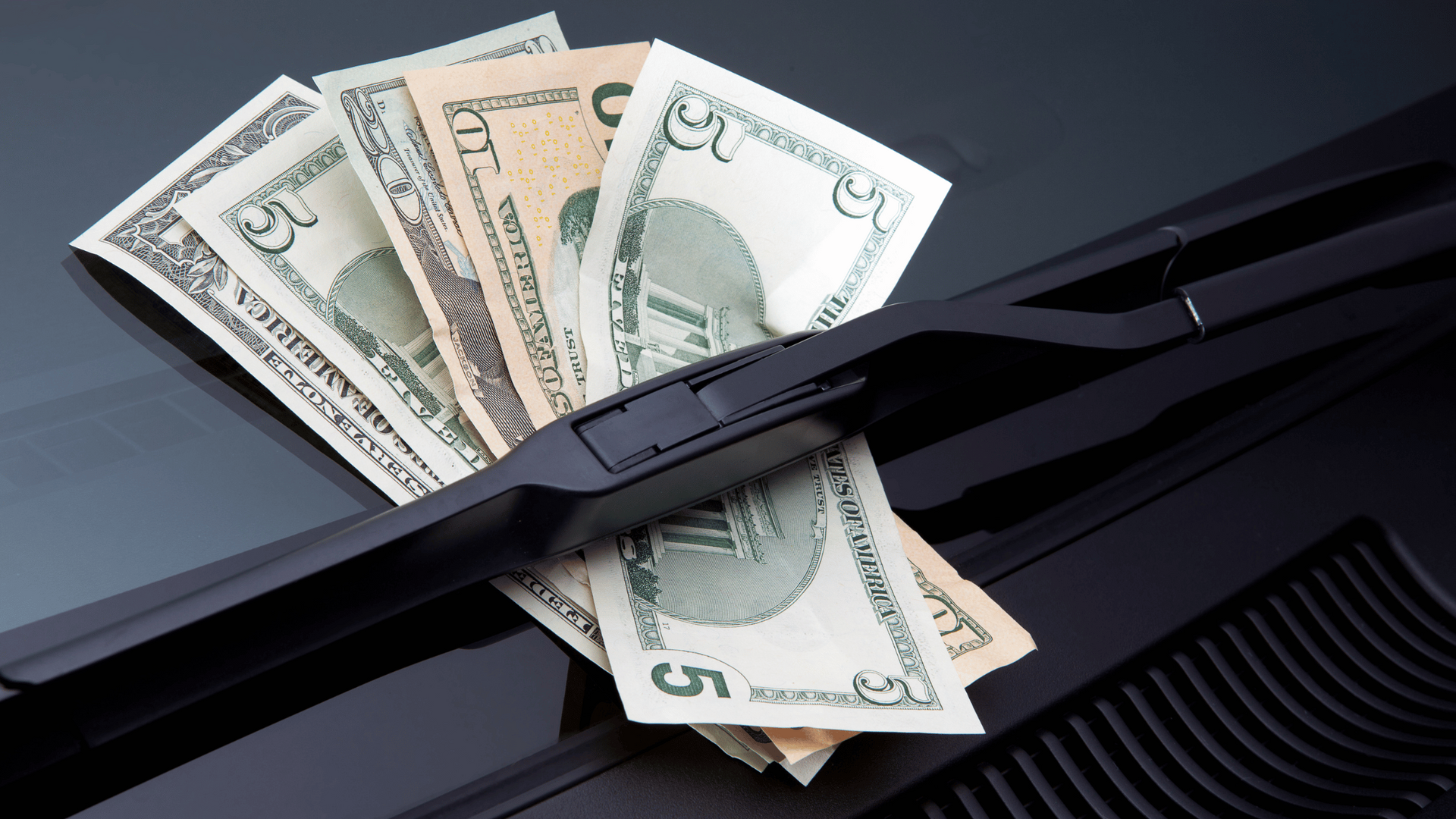 Auto Glass 2020: replace your windshield & get cash back! Mobile windshield replacement in Phoenix, AZ and surrounding areas. We come to you 100% warranty on windshield replacement & repair.