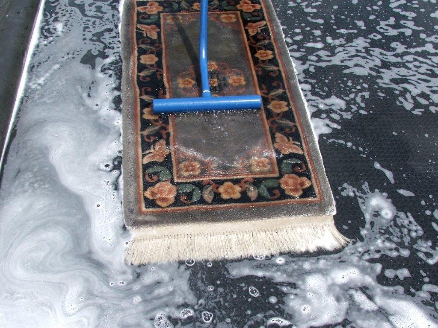 Rug pit cleaning