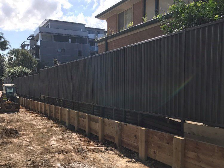 tall residential fencing