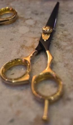 Amber Collection scissor