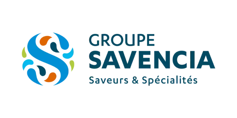 Logo du Groupe Savencia. Il présente un « S » abstrait en bleu, orange et vert, avec le nom de l'entreprise en bleu.