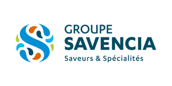 Logo du Groupe Savencia. Il présente un « S » abstrait en bleu, orange et vert, avec le nom de l'entreprise en bleu.