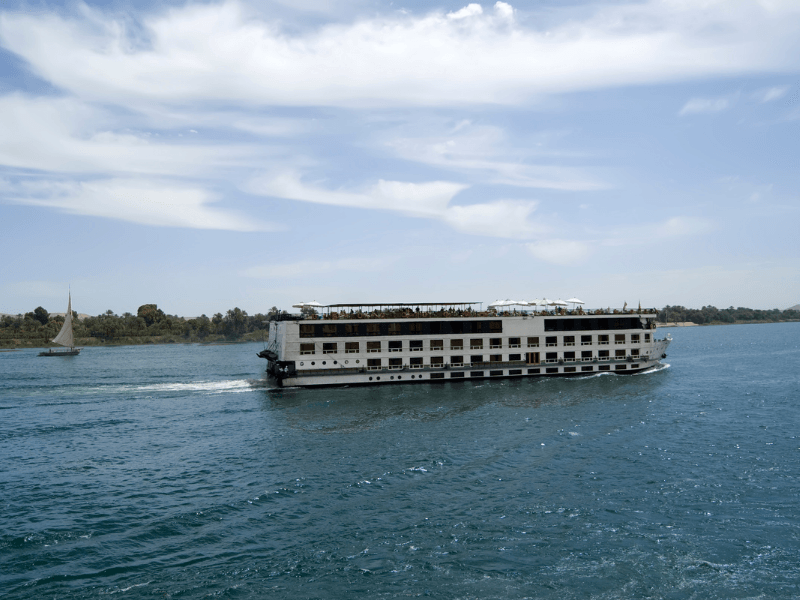 Nile cruise between Luxor and Aswan