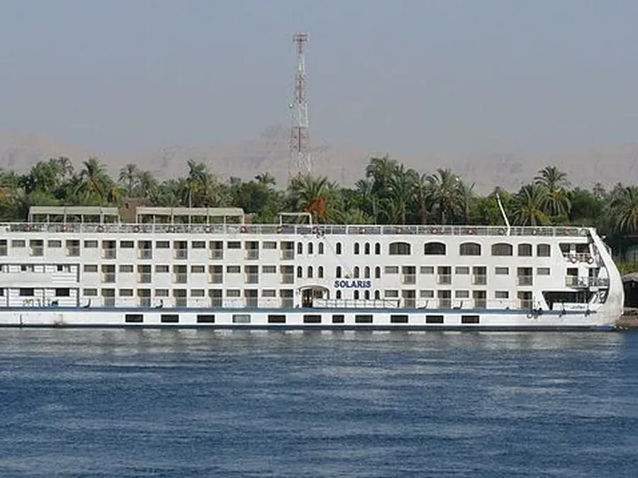 Nile cruise ship on the river — 7-night private Nile cruise from Luxor with Abu Simbel