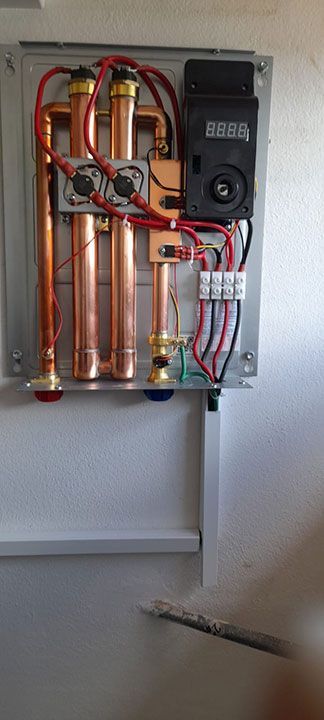 ELECTRICISTA Y PLOMERÍA PÉREZ