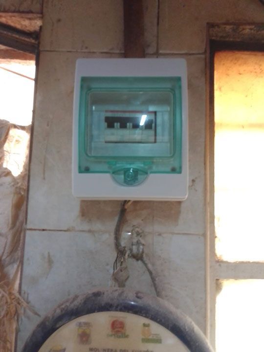 ELECTRICISTA Y PLOMERÍA PÉREZ