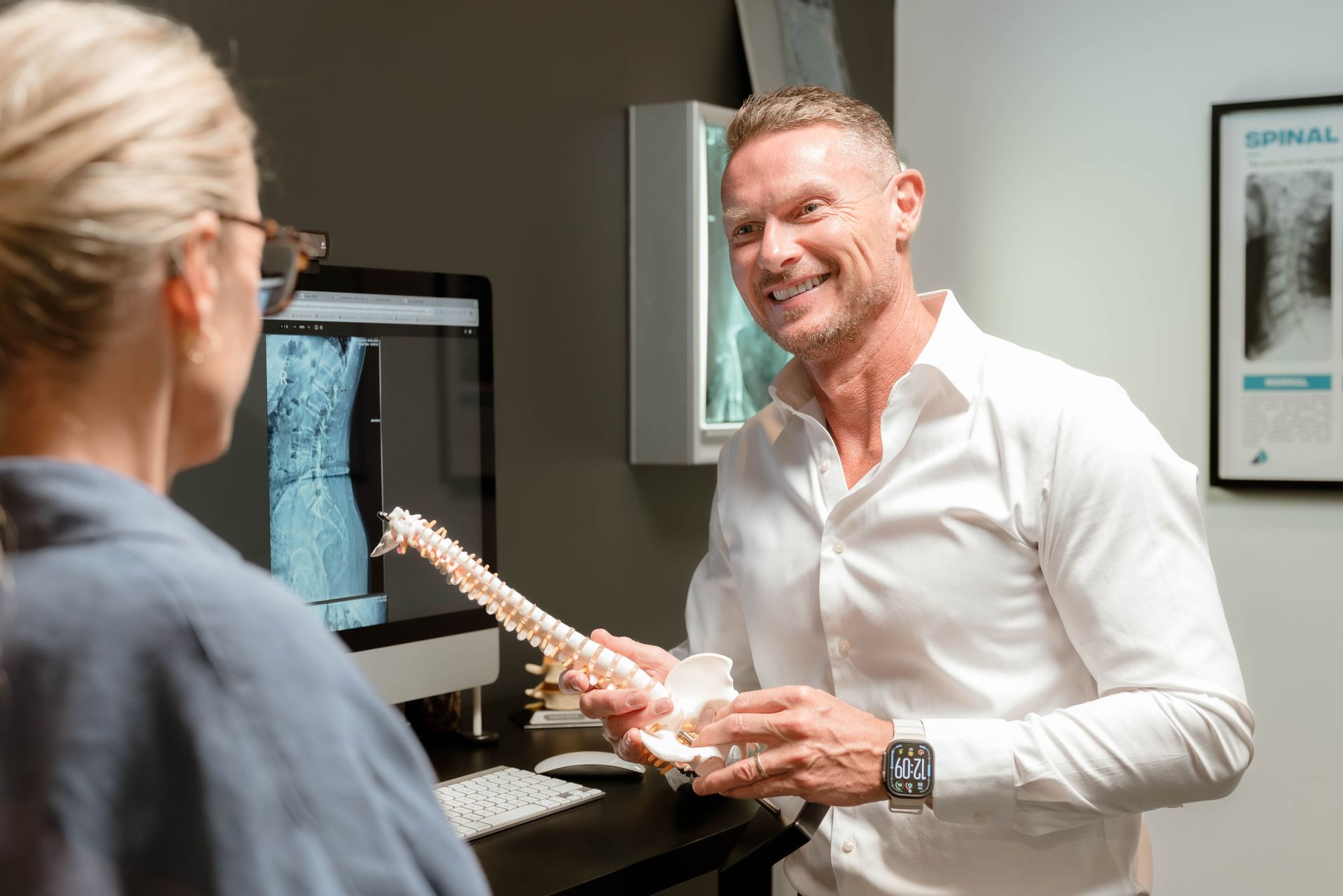 back pain treatment expert chiropractor