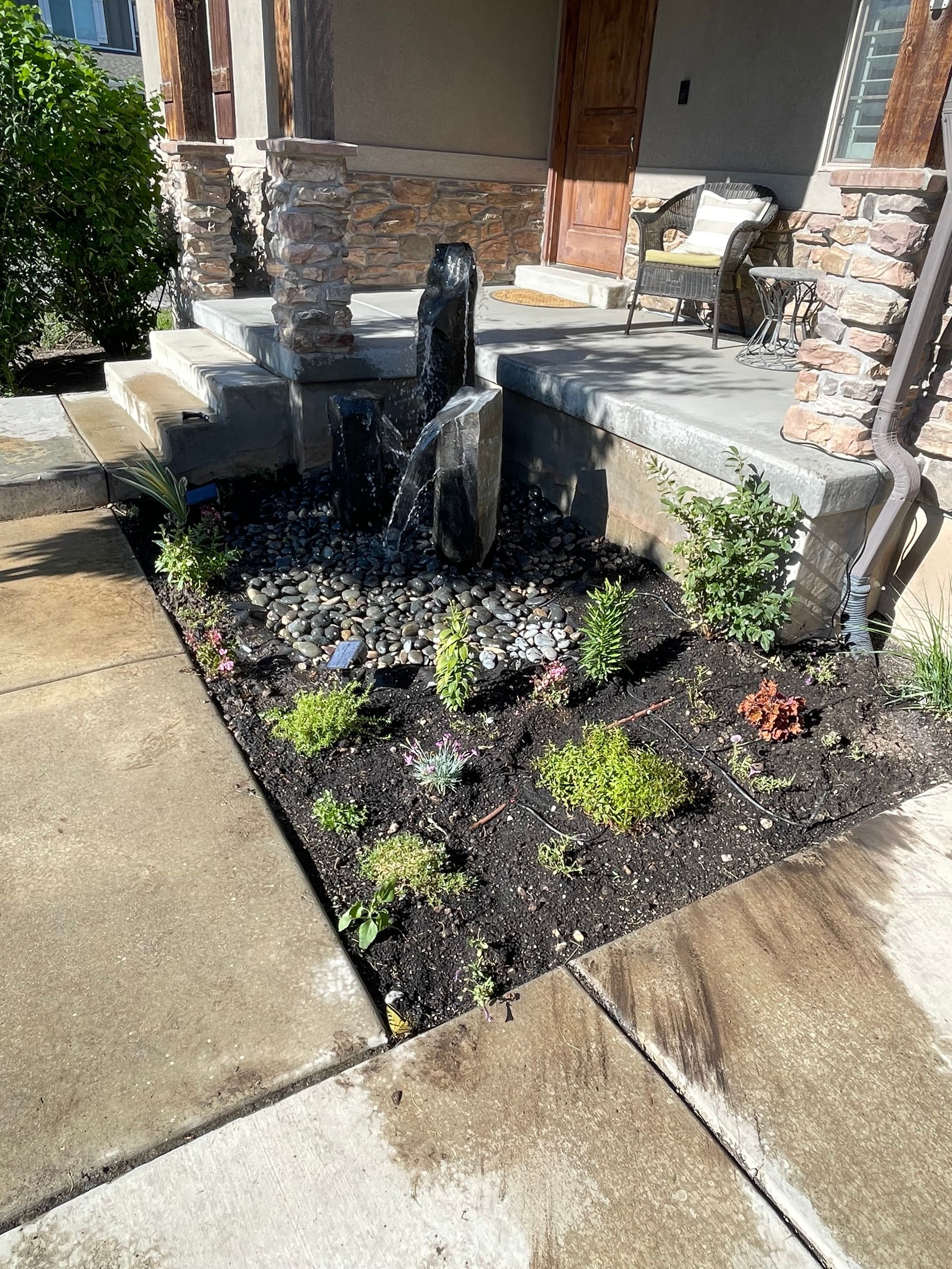Fountain in the middle of the Garden - South Jordan, UT – MD Property Maintenance & Landscaping