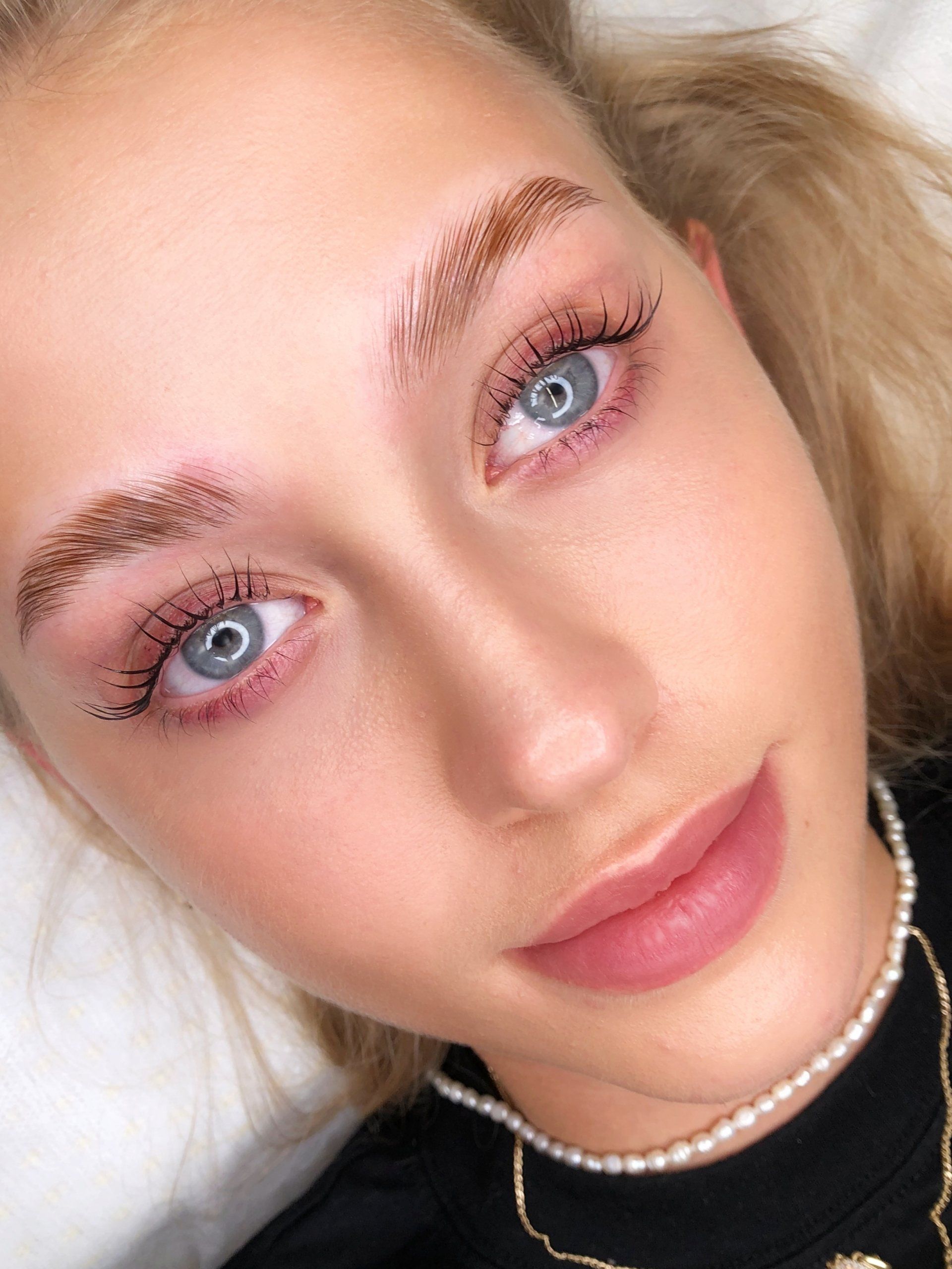 Lash Lifting