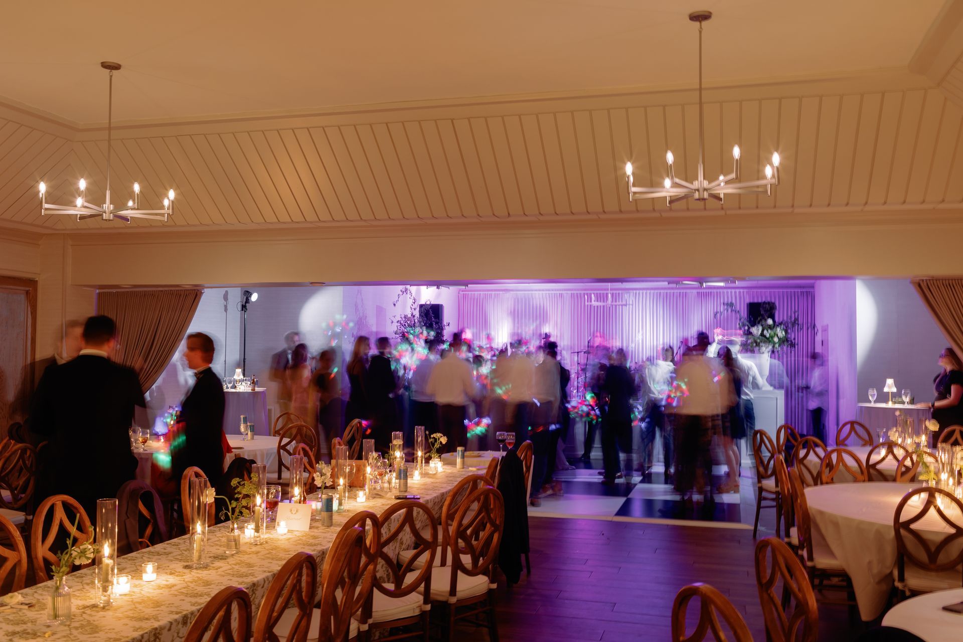 Lighting rig and speaker array for upscale event production