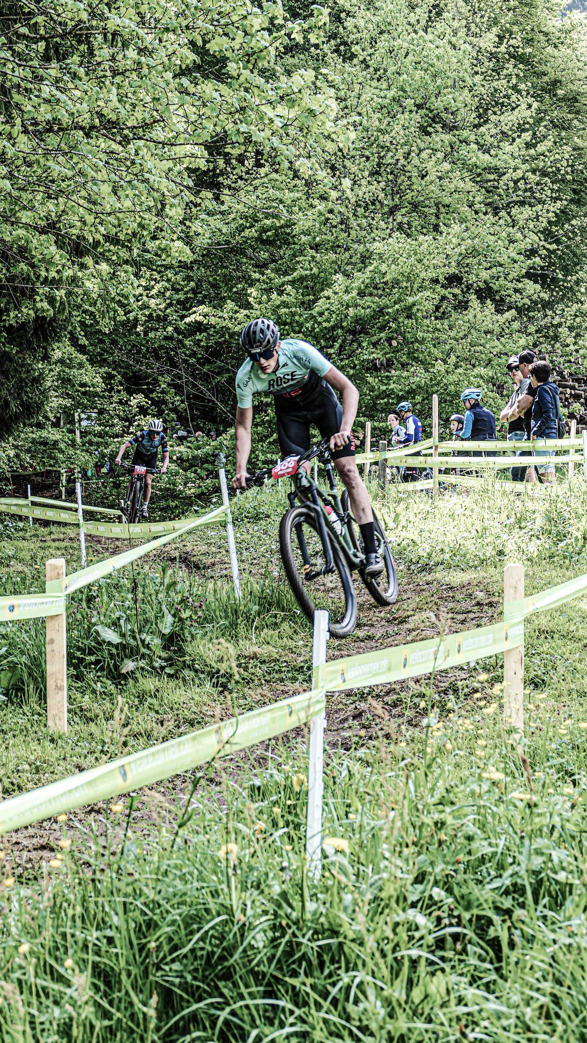 Leon Fischer, Rose Bikes Schweiz Factory Racing