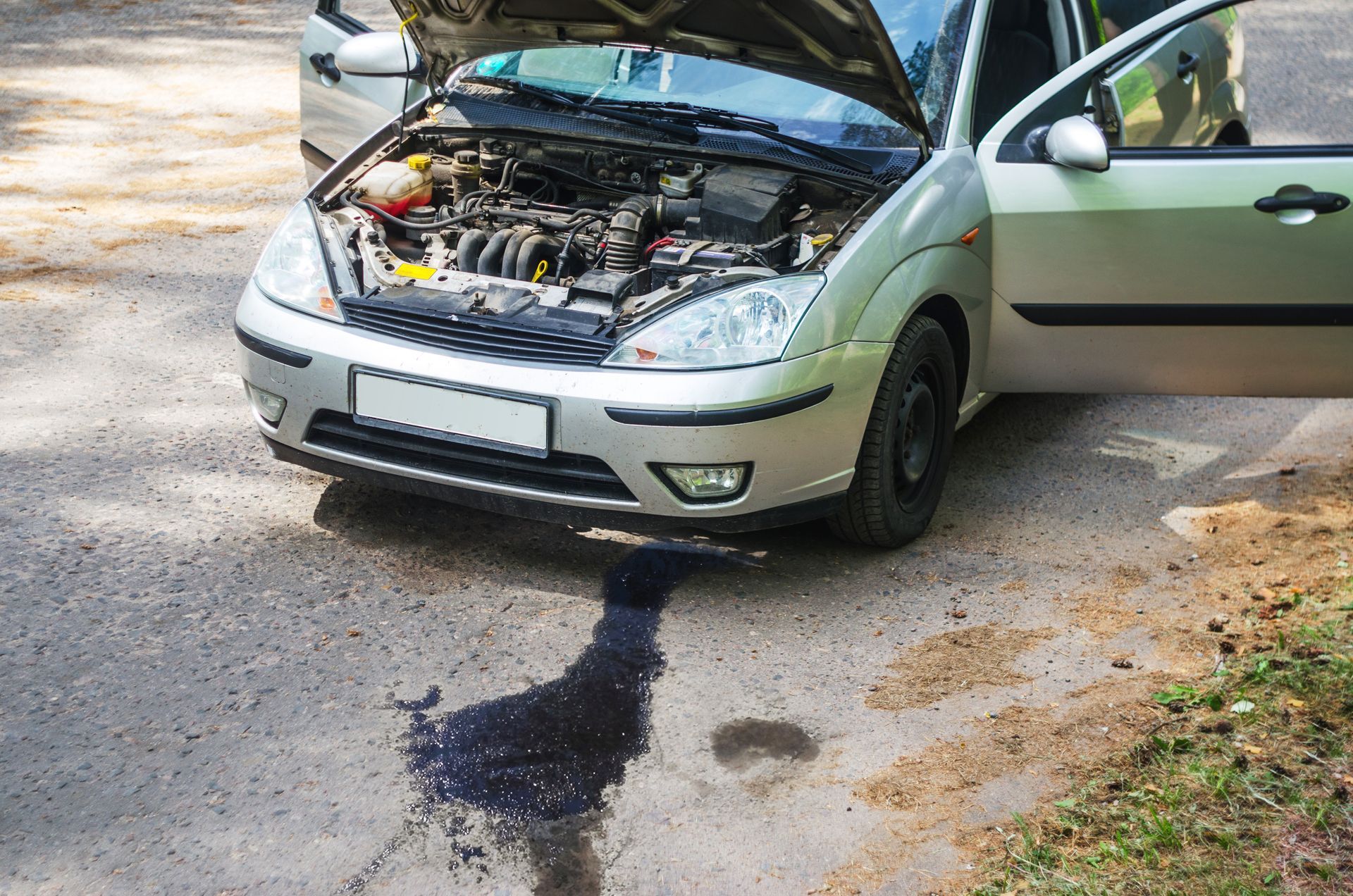Common Causes of Oil Leaks in High-Mileage Cars | JAK'S Tire & Auto