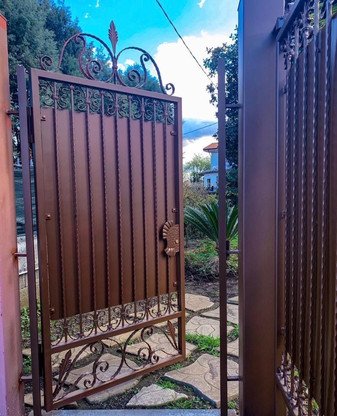 ALU-TECH SERRAMENTI, cancello in ferro