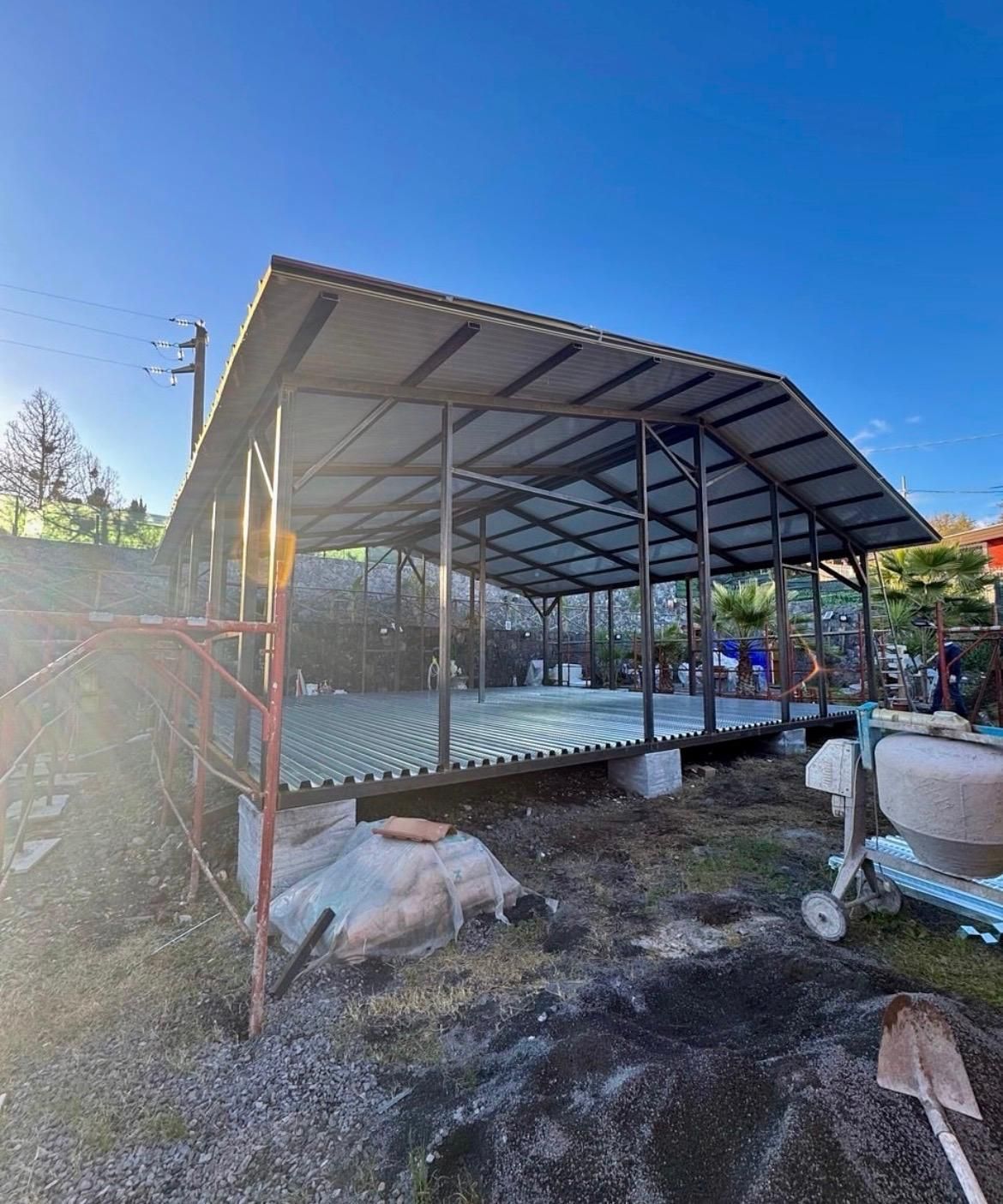 ALU-TECH SERRAMENTI, pergole su misura