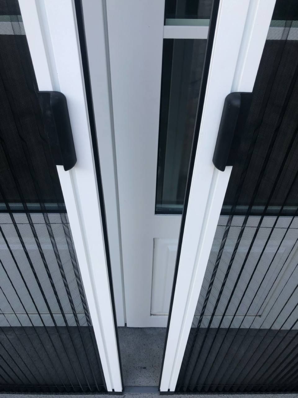 ALU-TECH SERRAMENTI, zanzariere su misura