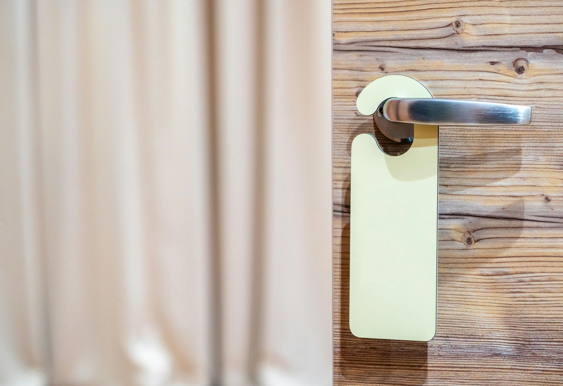 Door handle with blank yellow