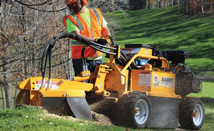 working safely with stump grinder